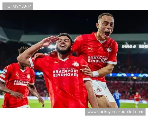 萨伊瓦里从替补到核心，埃因霍温青训之光